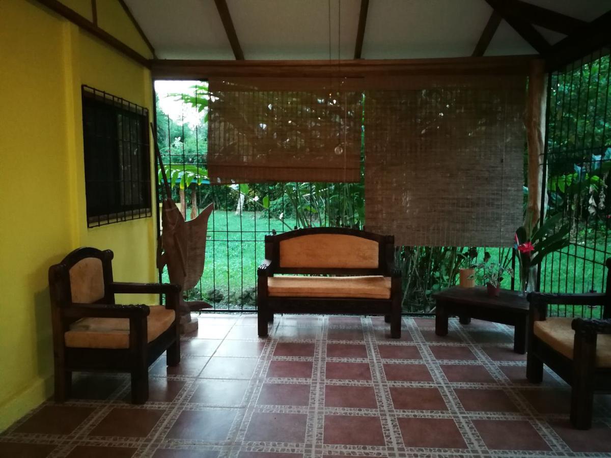 Casita Amarilla Villa กาอุยตา ภายนอก รูปภาพ